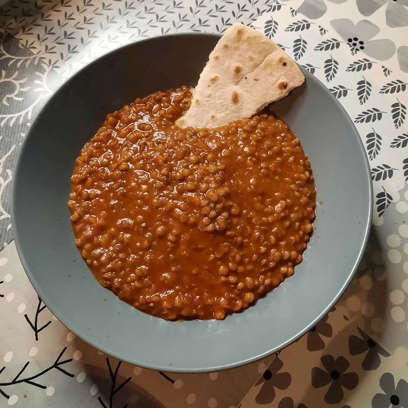 3 Most Popular Vegan Dishes With Garlic and Lentils TasteAtlas