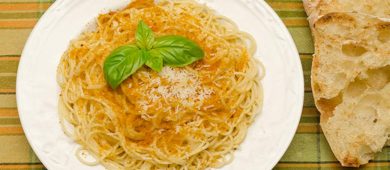 Spaghetti Con la Bottarga | Traditional Pasta From Sardinia, Italy