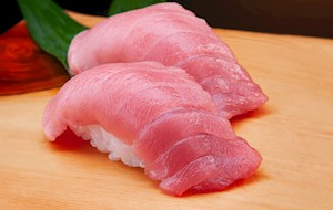 Otoro nigiri sushi