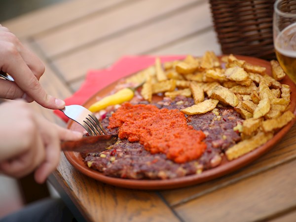 Where to Eat the Best Pljeskavica in the World? | TasteAtlas