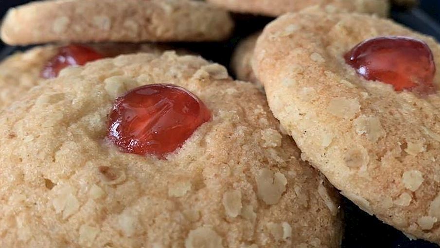 50-most-popular-british-desserts-tasteatlas