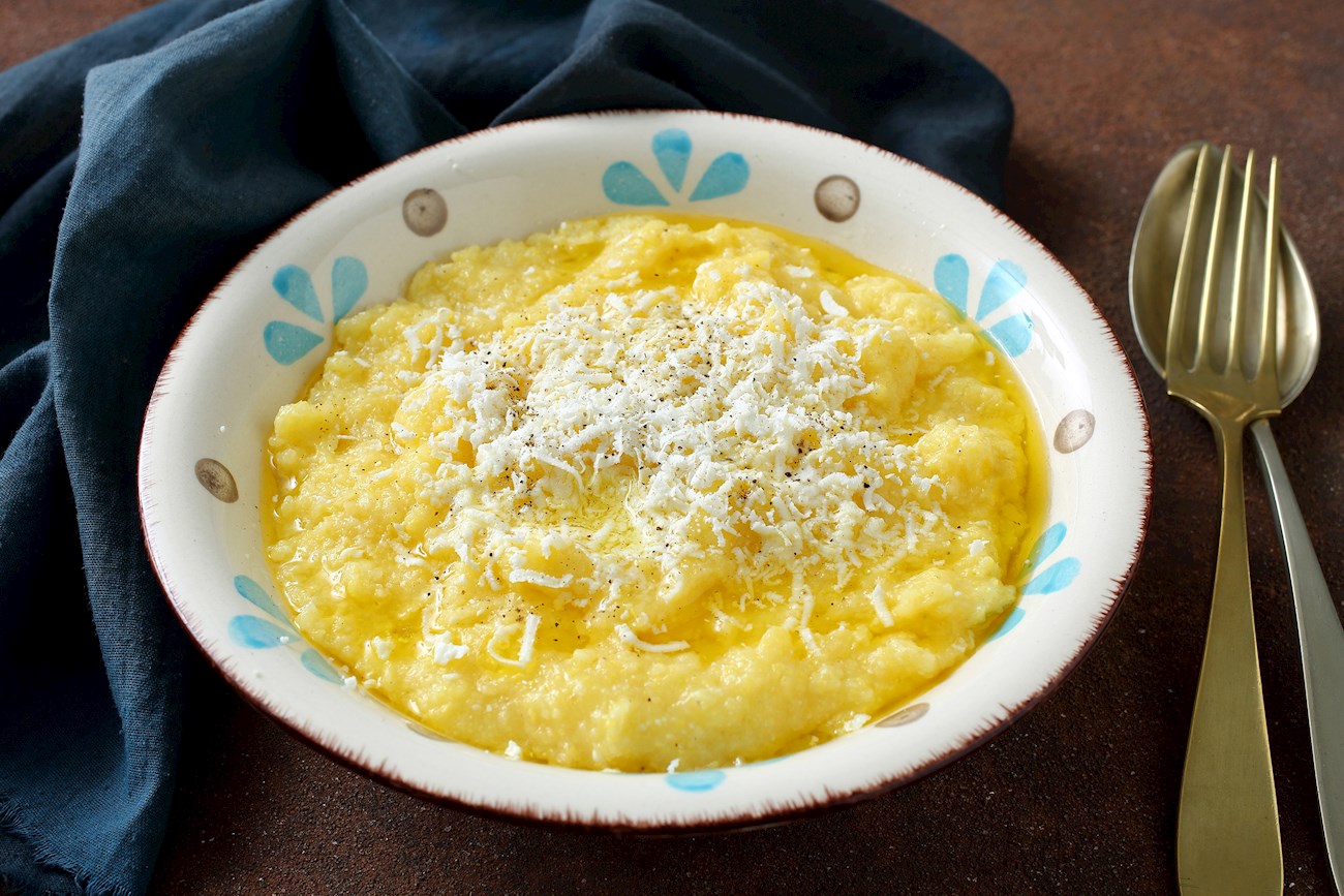 polenta-concia-traditional-porridge-from-aosta-valley-italy