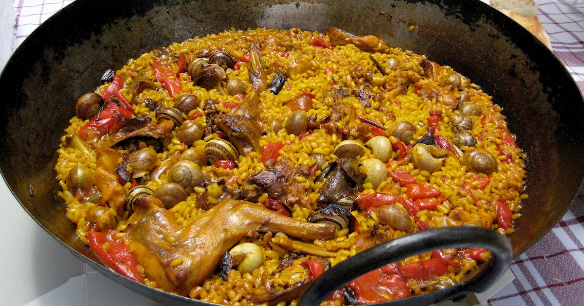 Arroz Con Conejo y Caracoles | Traditional Rice Dish From Province of ...