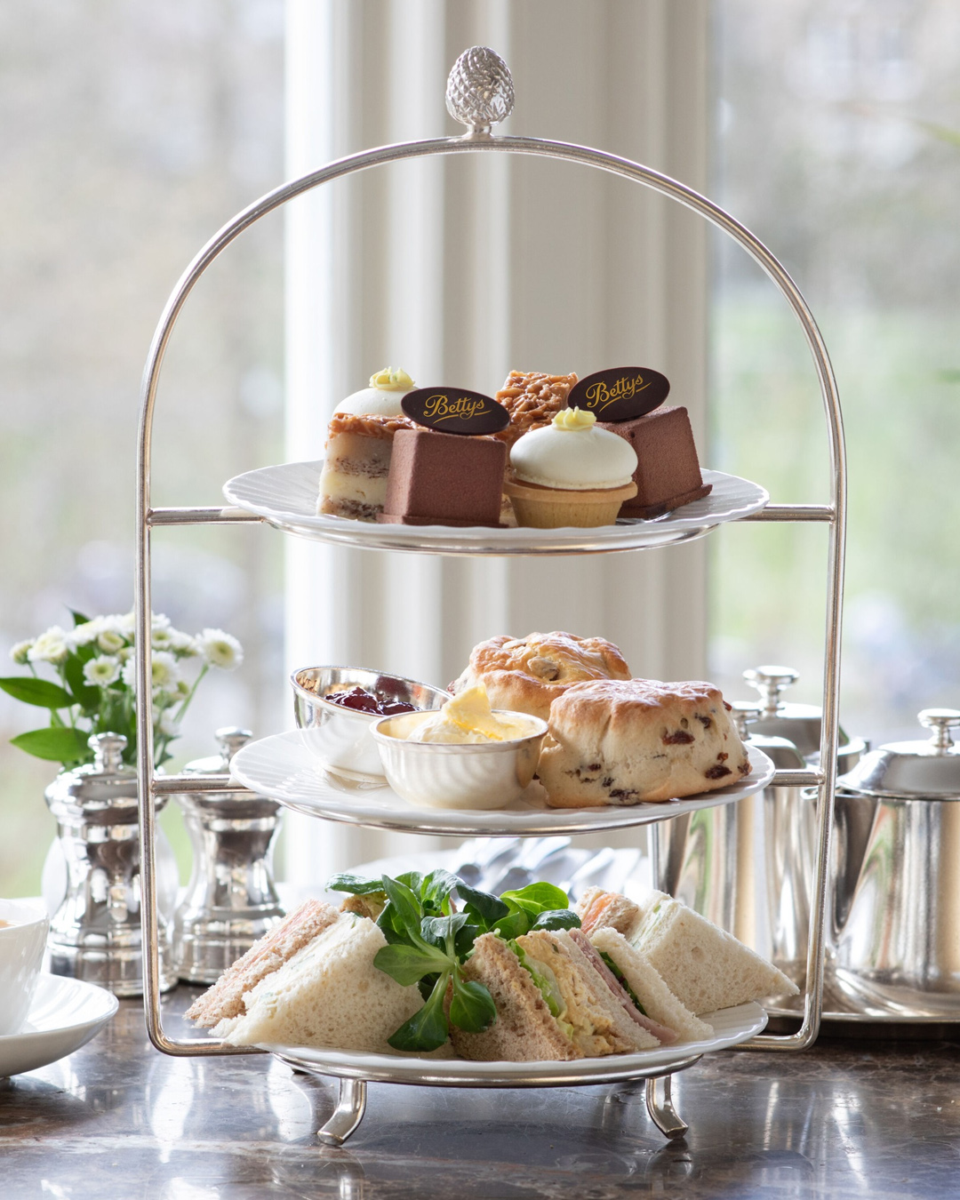 Afternoon Tea | Traditional Assorted Small Dishes or Ritual From