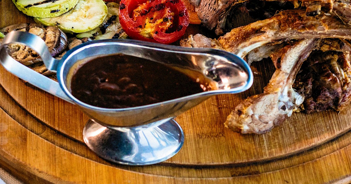 Saucisse Au Vin Rouge Saucisson Sec Au Vin Rouge 15 Sauce au Vin Rouge | Traditional Sauce From France, Western Europe