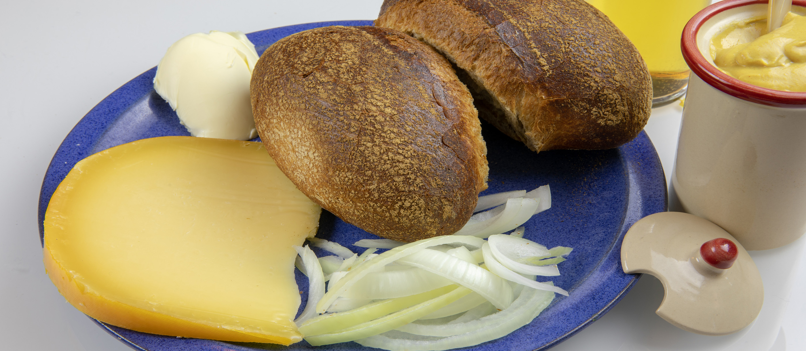 halve-hahn-traditional-sandwich-from-cologne-germany