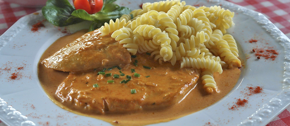 Rahmschnitzel | Traditional Meat Dish From Germany