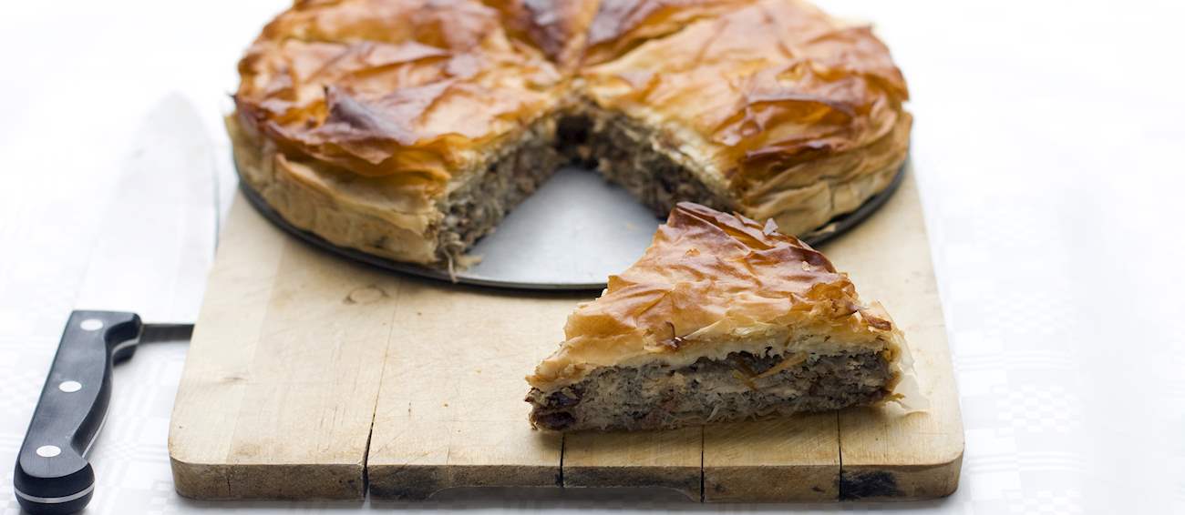 Kreatopita | Traditional Savory Pie From Greece, Southeastern Europe