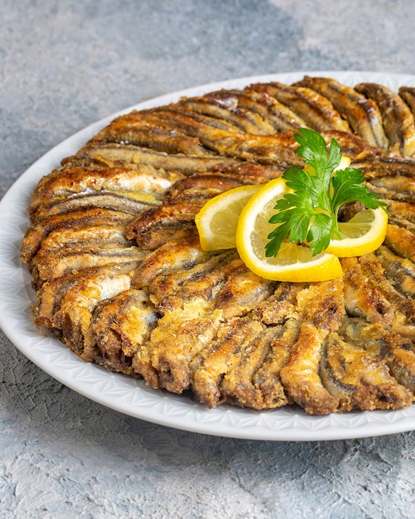 Hamsi Tava (Fried Anchovies)