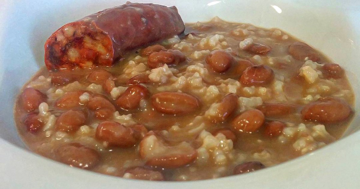 3 Most Popular Rice Dishes With Garlic and Beans TasteAtlas