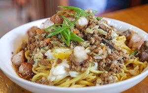Pancit Batil Patong