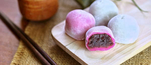 Mochi Fans, Take Caution Next Time You Eat This Japanese Dessert