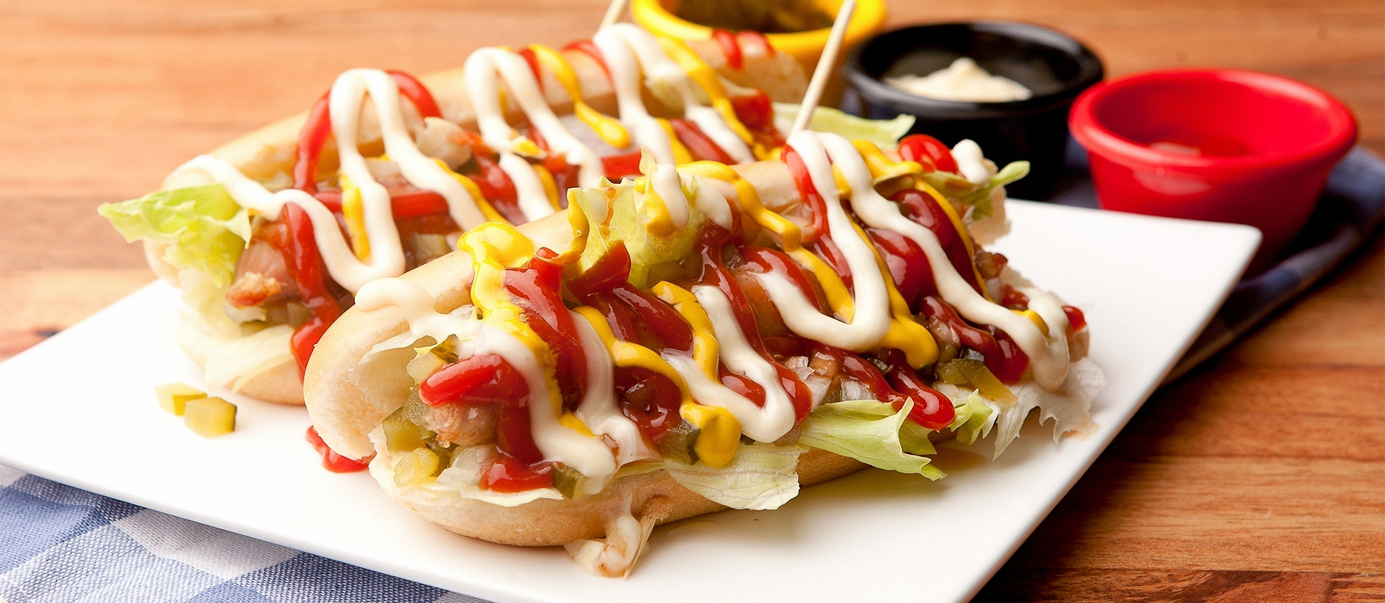 Perro caliente Traditional Hot Dog From Colombia TasteAtlas.