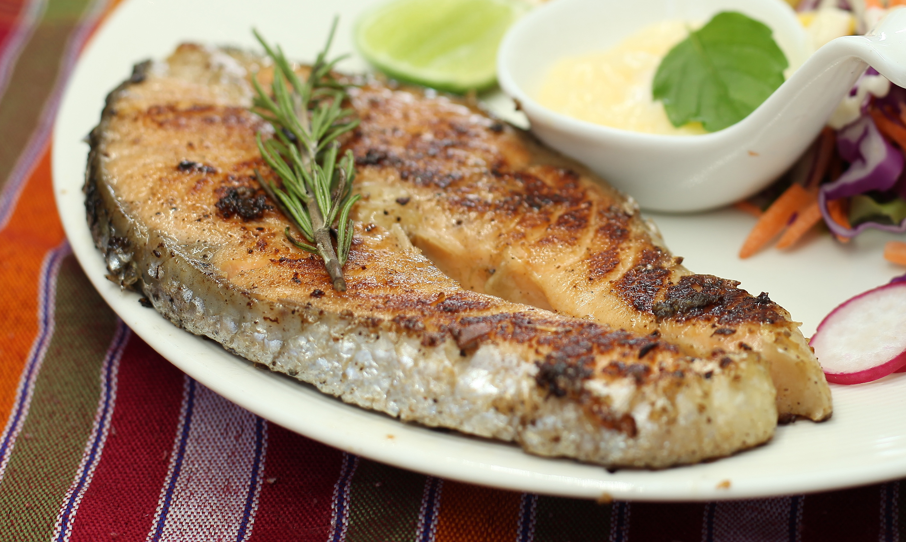 4-most-popular-fish-dishes-with-garlic-and-lemon-juice-tasteatlas