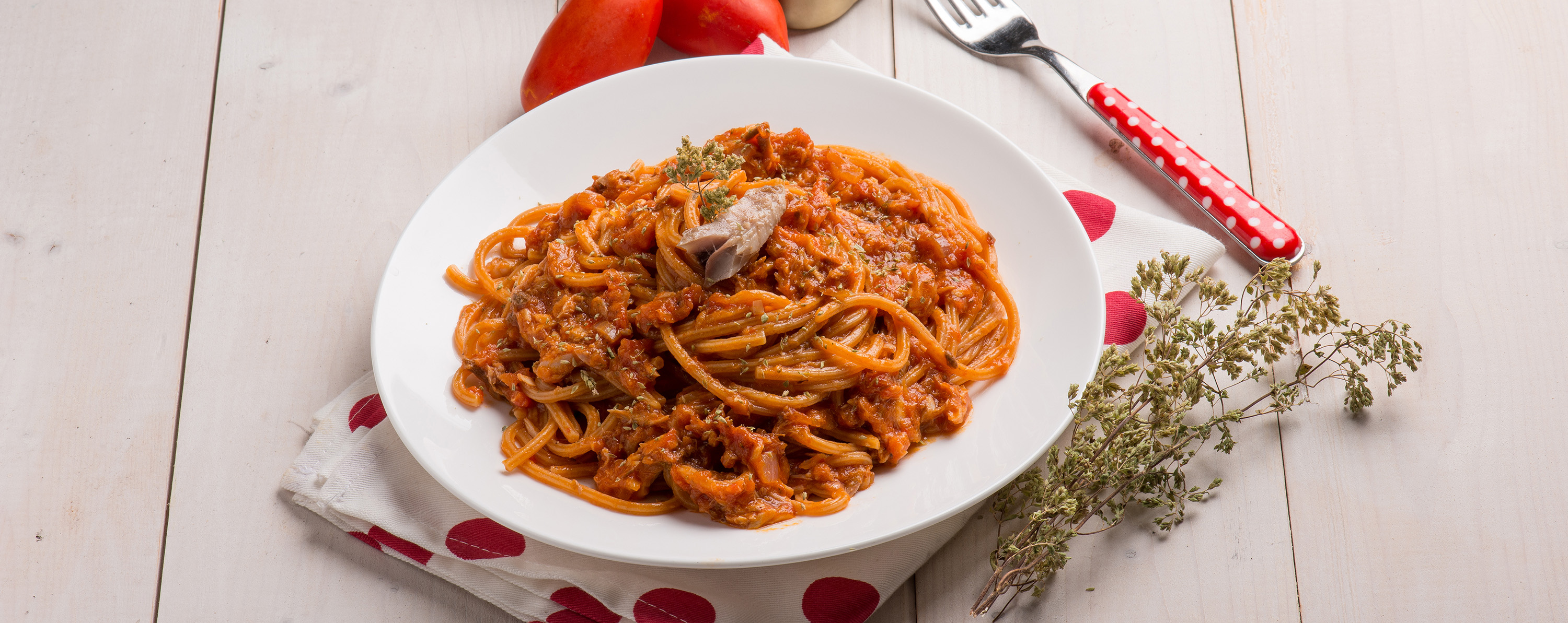 5 Most Popular Pasta Dishes With Tomato and Bucatini TasteAtlas