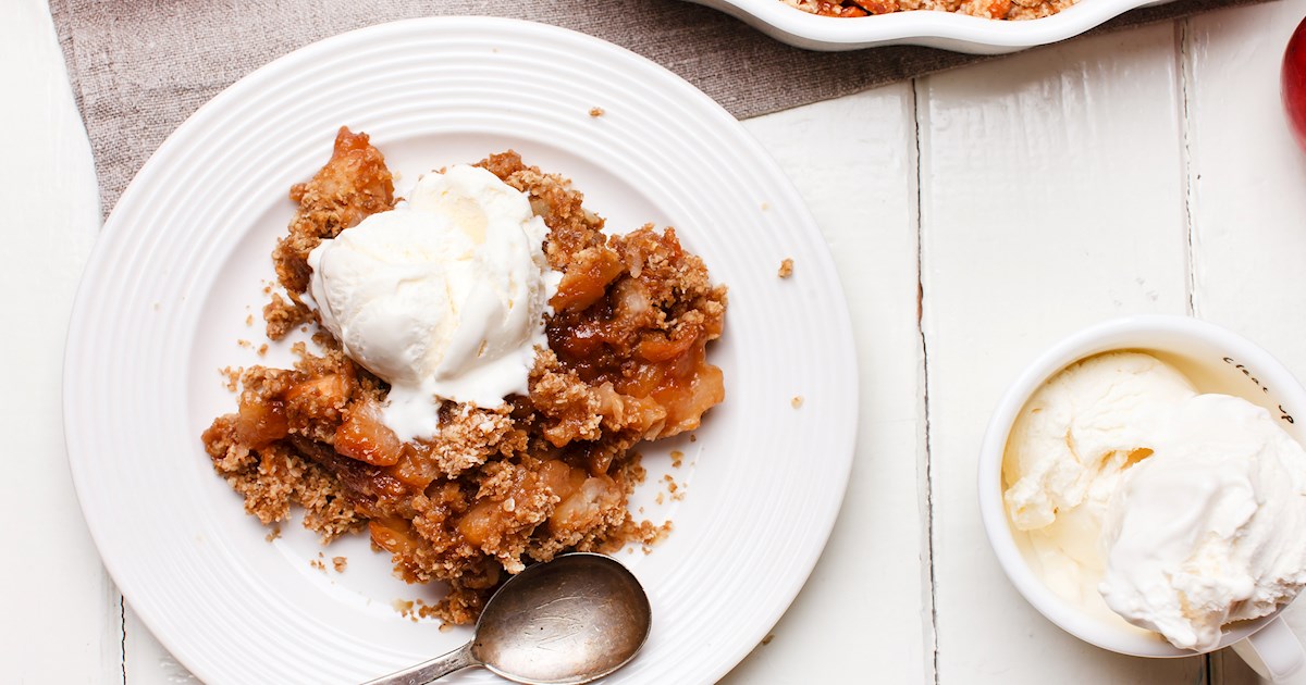 Apple Cobbler | Traditional Sweet Pie From United States of America
