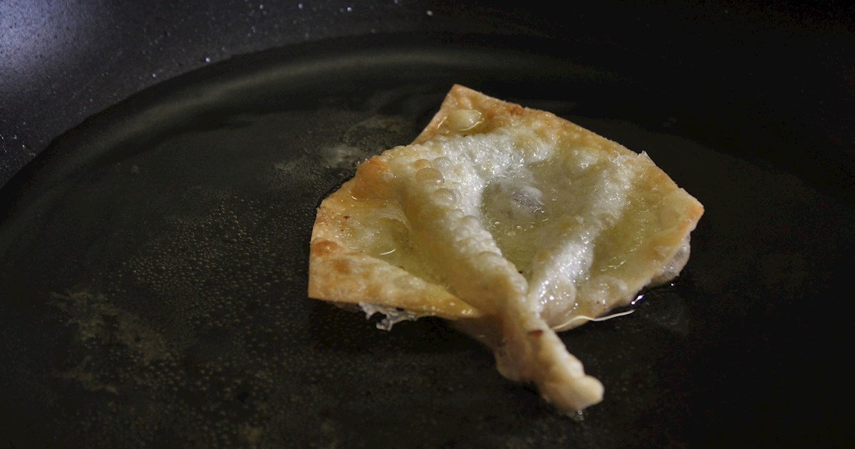 Gosh-e Fil | Traditional Sweet Pastry From Iran