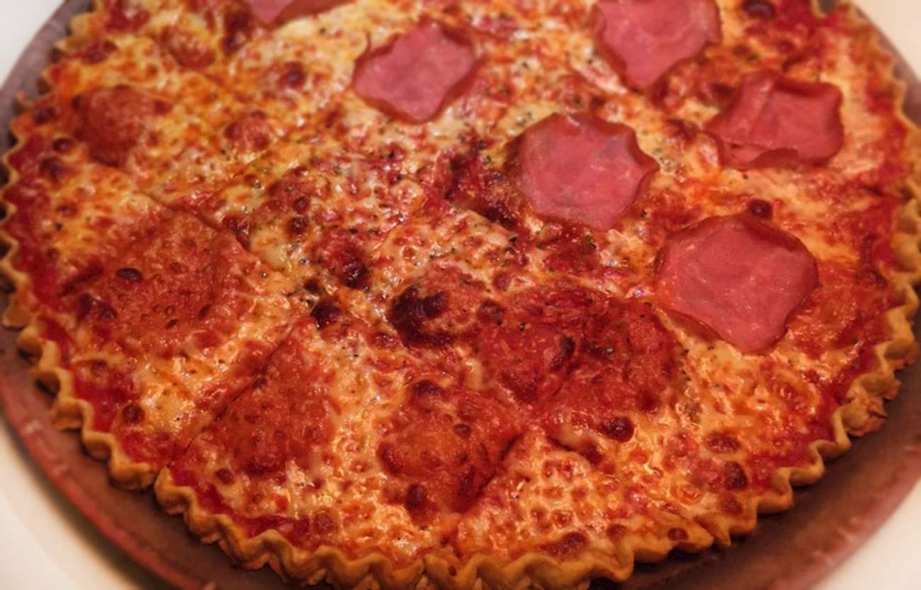 Chicago Thin Crust Pizza In Barnaby’s of Northbrook TasteAtlas