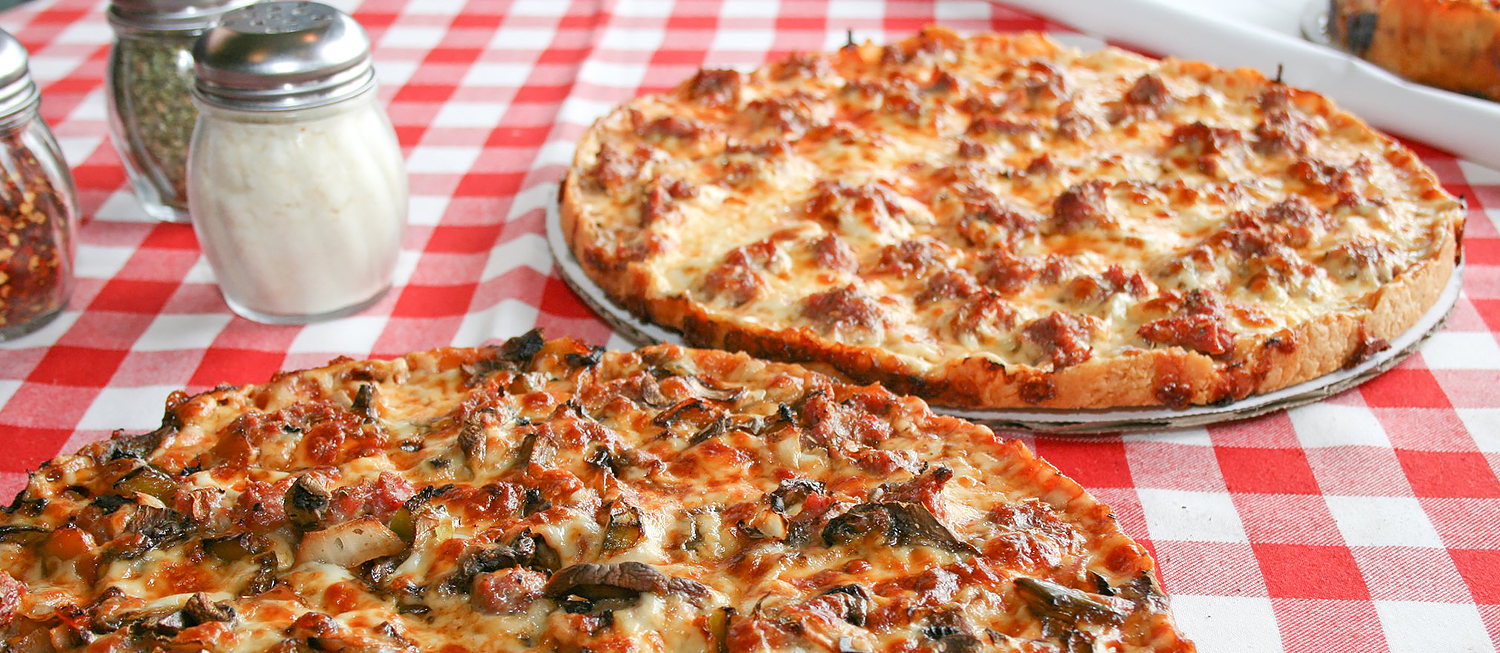 Where to Eat the Best Chicago Thin Crust Pizza in the World? TasteAtlas