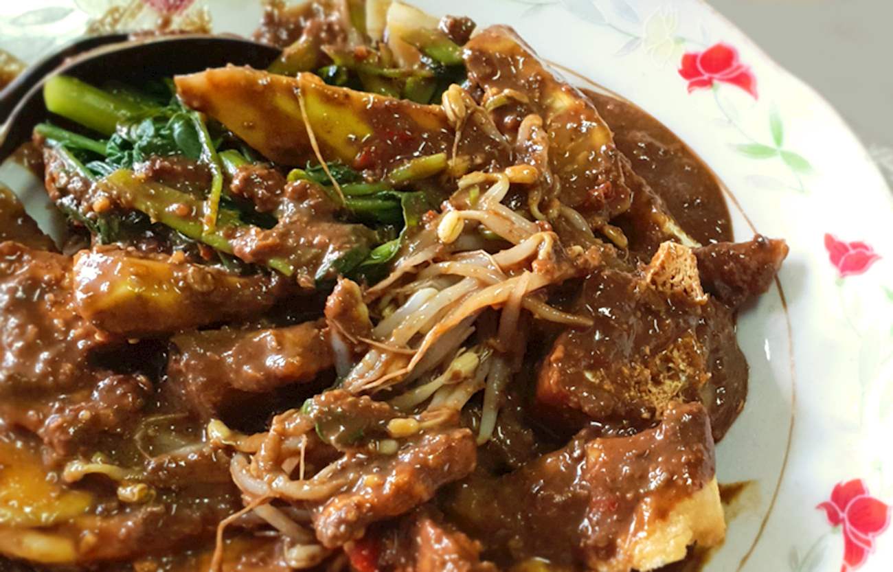  Rujak  Cingur  In Rujak  Cingur  Achmad Jais TasteAtlas 