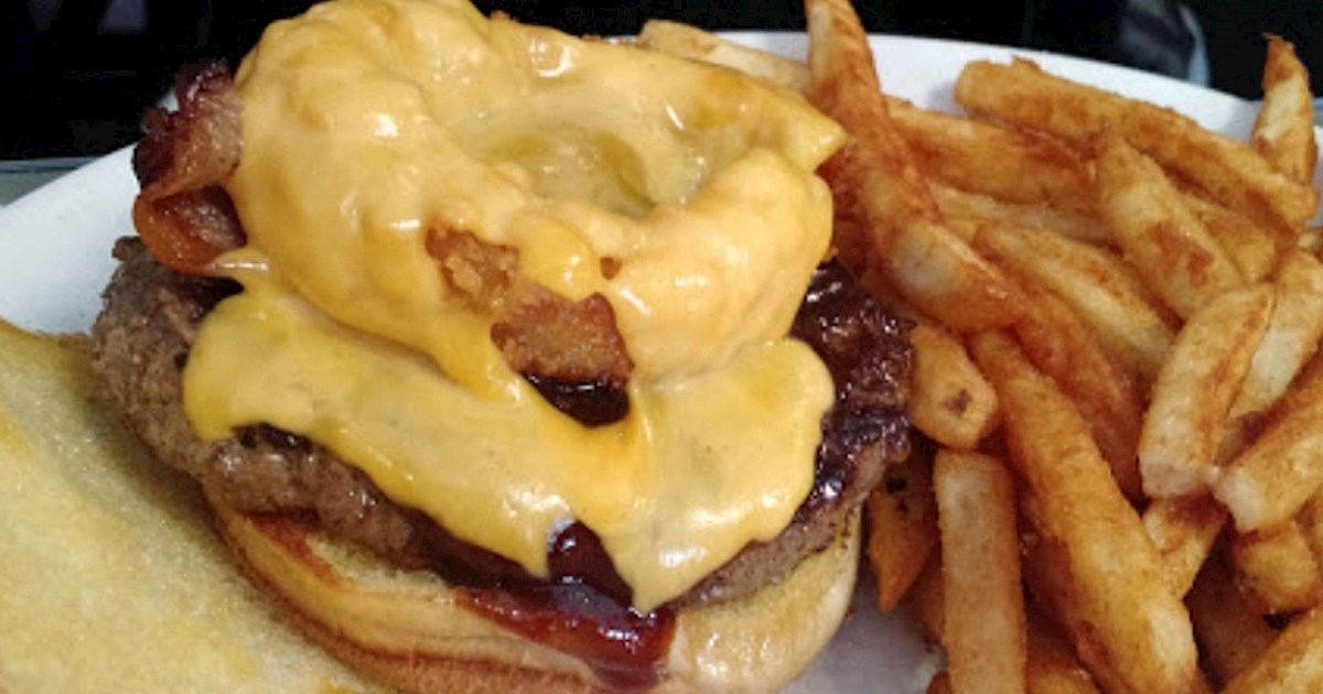 Cheeseburger In Brooks Gourmet Burgers & Dogs TasteAtlas