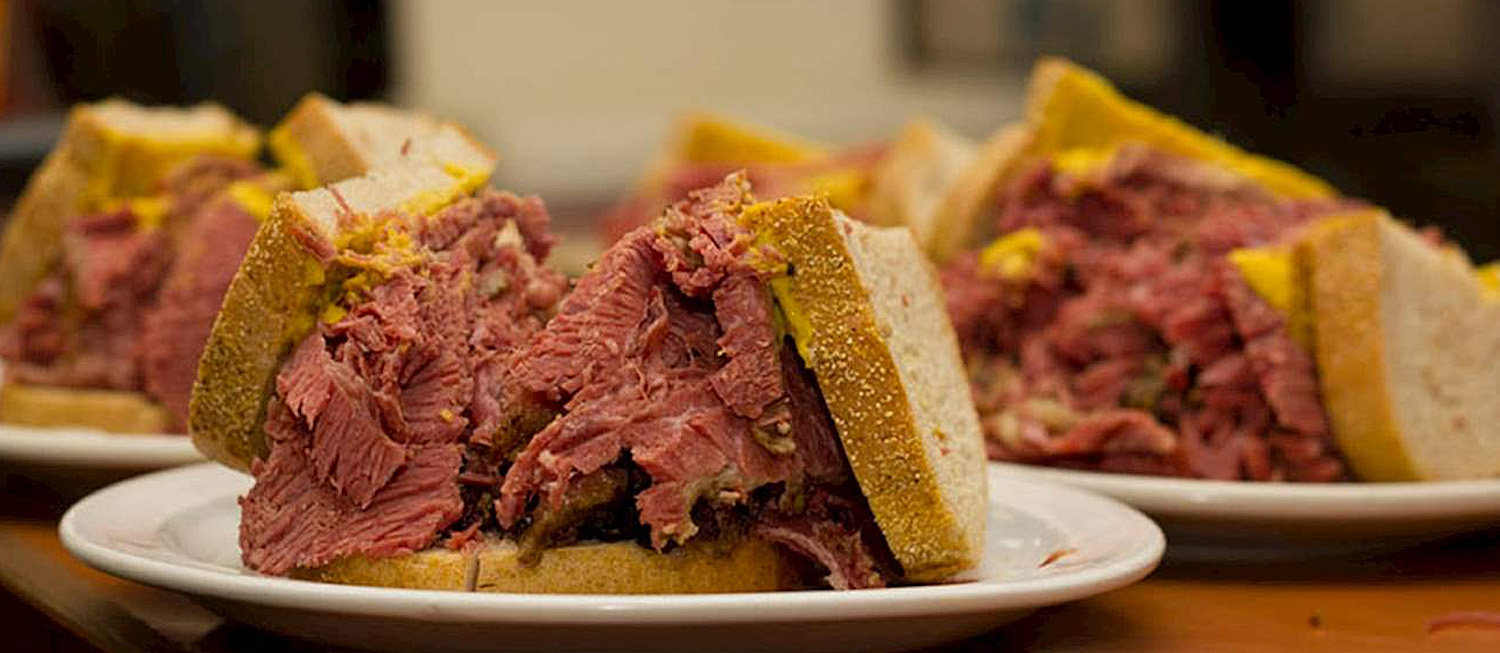 where-to-eat-the-best-montreal-smoked-meat-in-the-world-tasteatlas