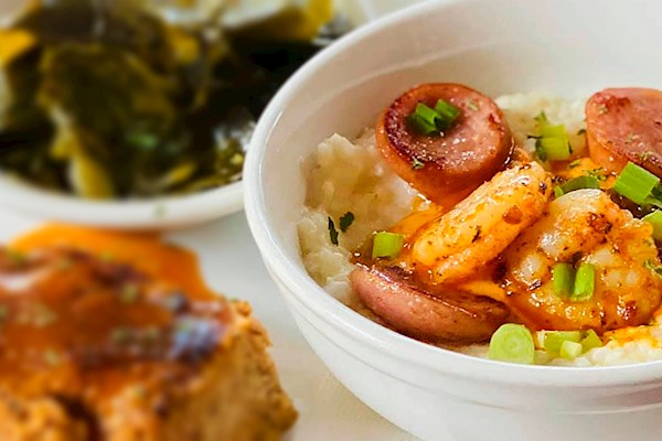 Where to Eat the Best Shrimp And Grits in the World? | TasteAtlas