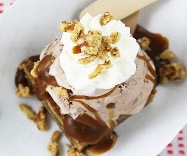 10 Most Popular American Desserts - TasteAtlas