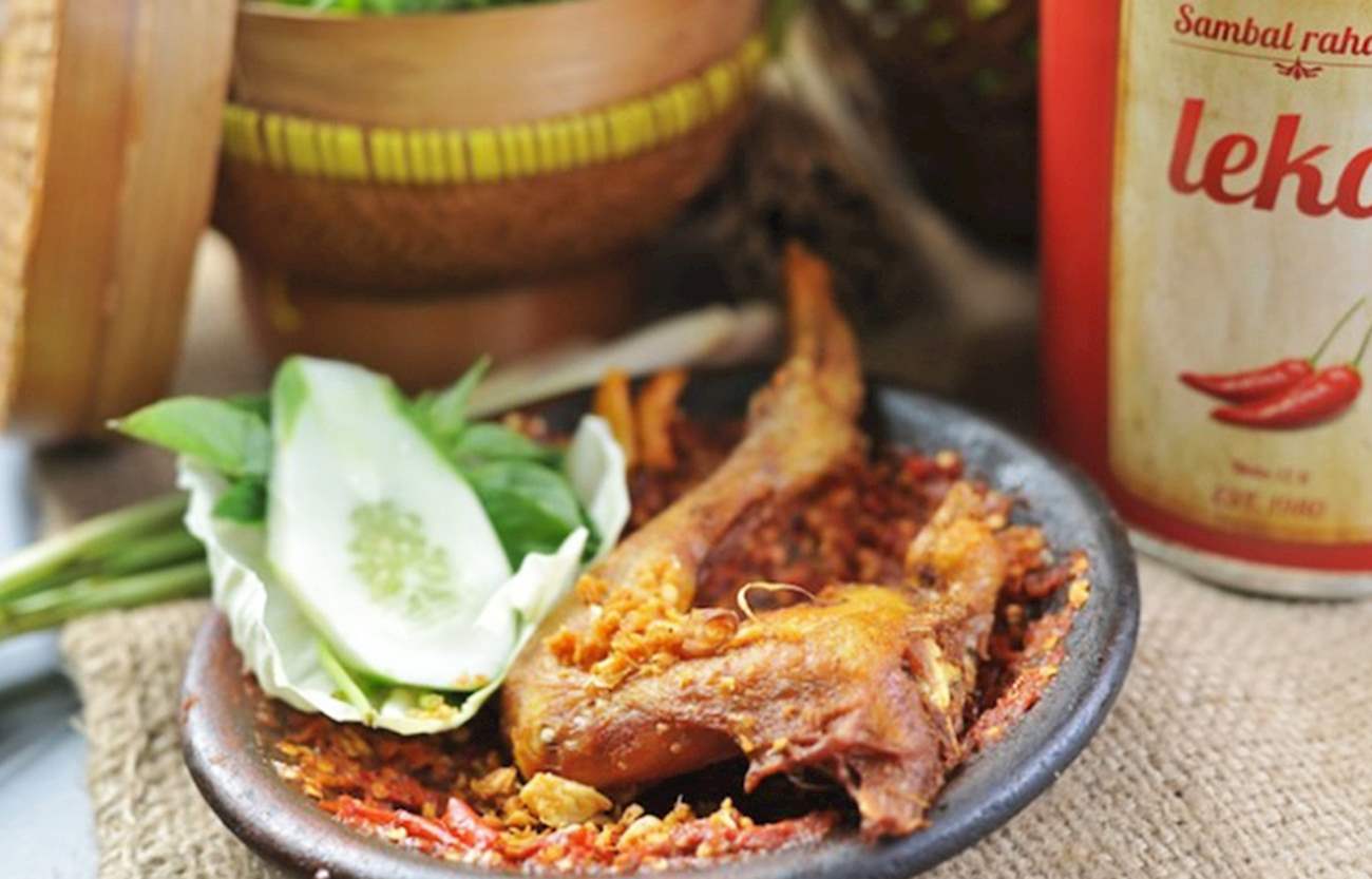 Ayam Penyet In Warung Leko | TasteAtlas | Recommended authentic restaurants