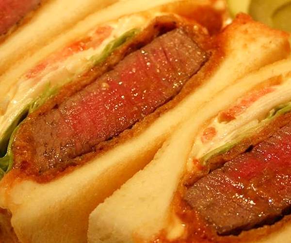 3 Most Popular Japanese Sandwiches TasteAtlas