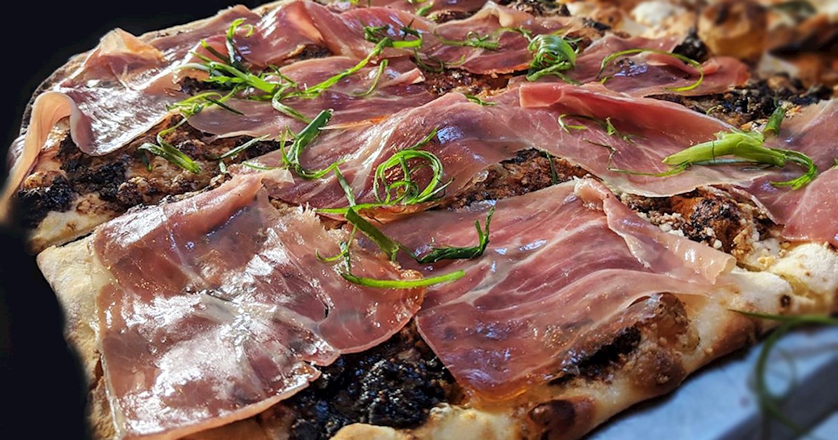 Pizza e Fichi In Todd English's Figs TasteAtlas