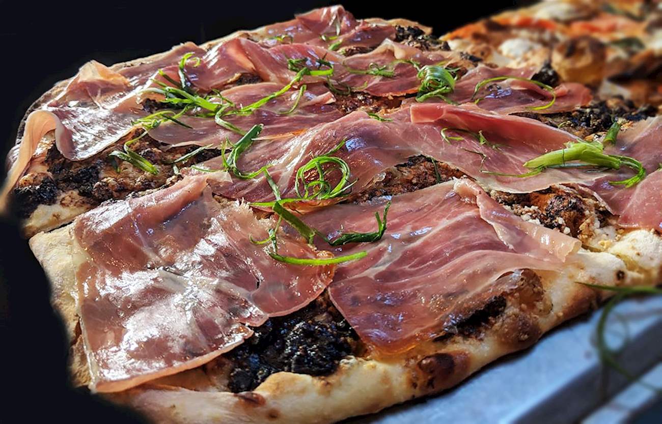 Pizza e Fichi In Todd English's Figs TasteAtlas