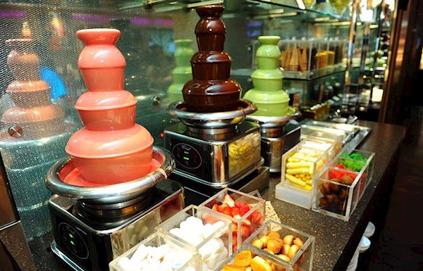 Chocolate Fondue In Carousel Buffet | TasteAtlas | Recommended authentic  restaurants