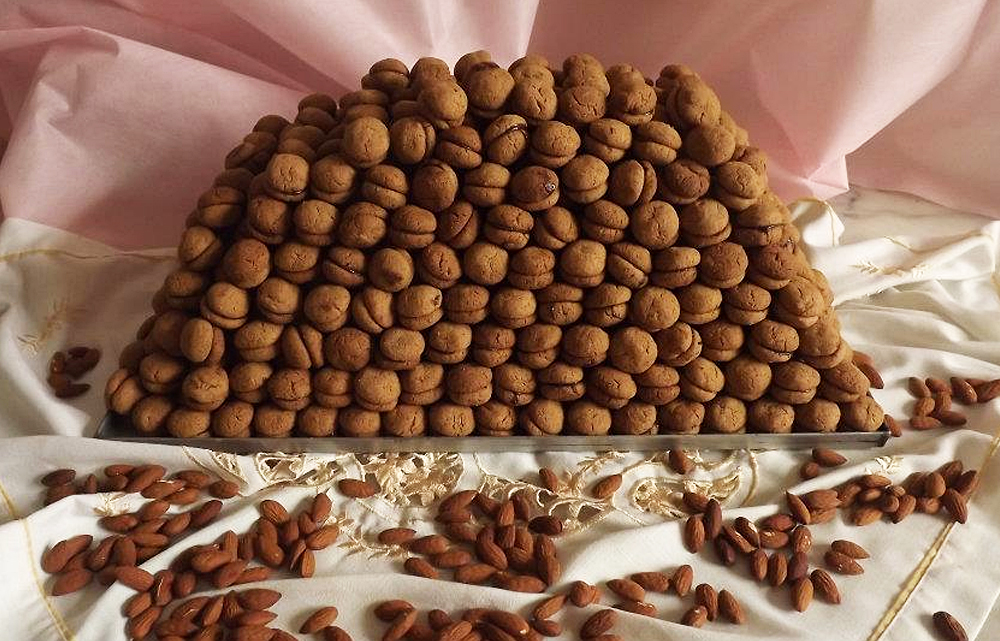 Where to Eat the Best Baci di Dama in the World? TasteAtlas