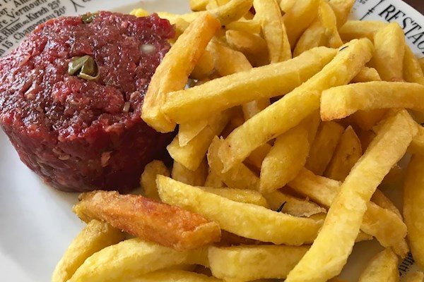 french food safari steak tartare