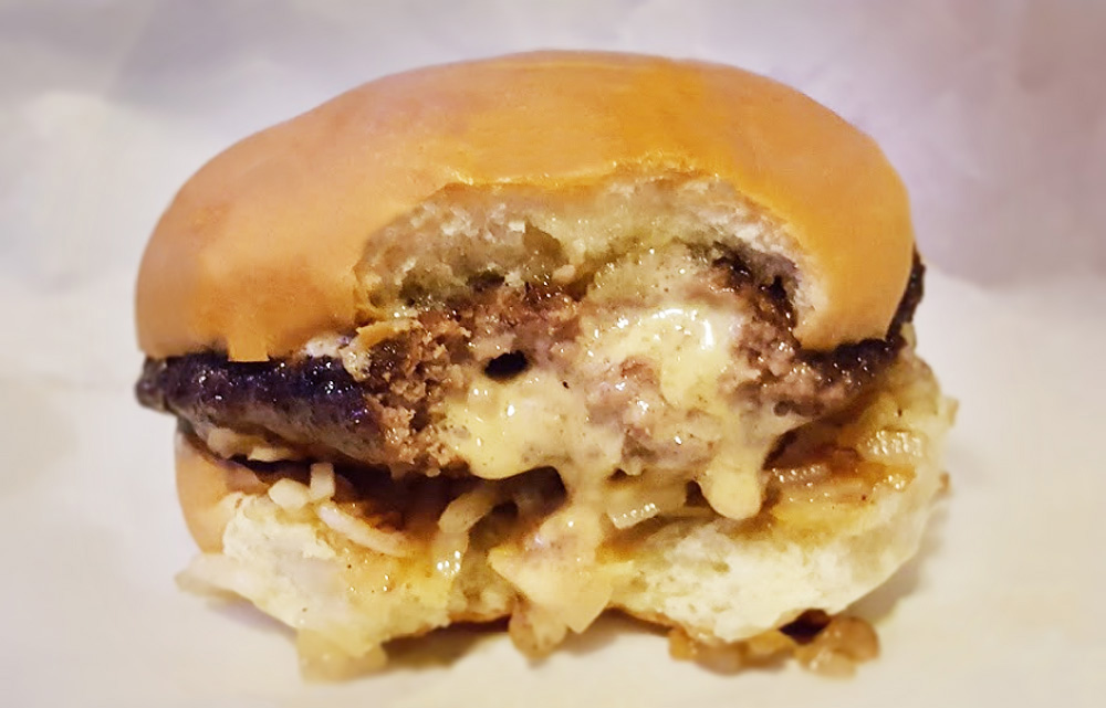 Where to Eat the Best Juicy Lucy in the World? TasteAtlas
