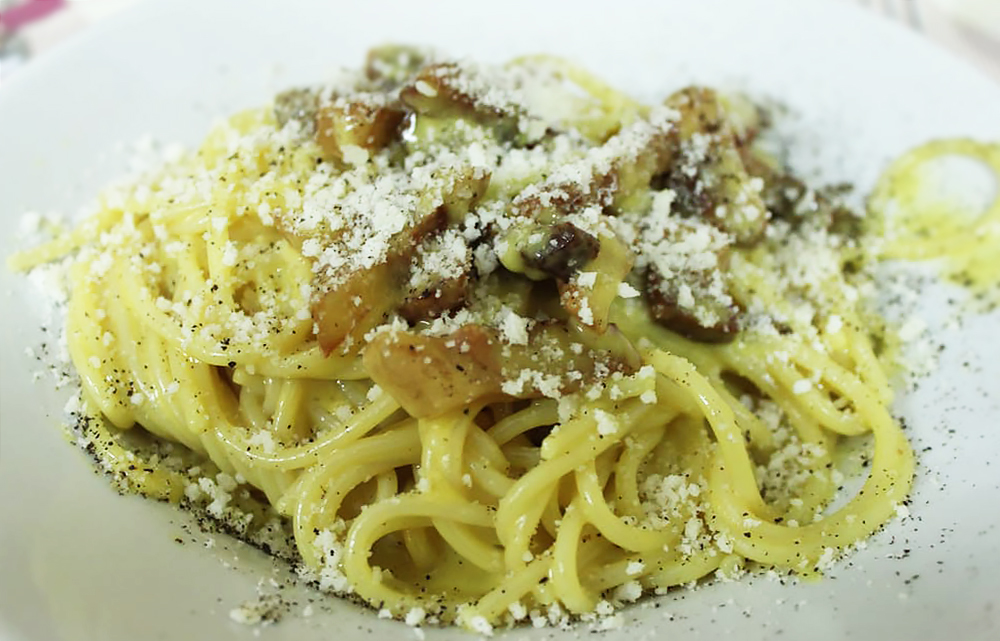 Pasta Carbonara In Da Enzo | TasteAtlas | Recommended authentic restaurants