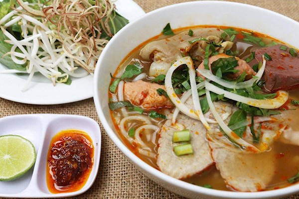 Where to Eat the Best Bún bò Huế in the World? | TasteAtlas