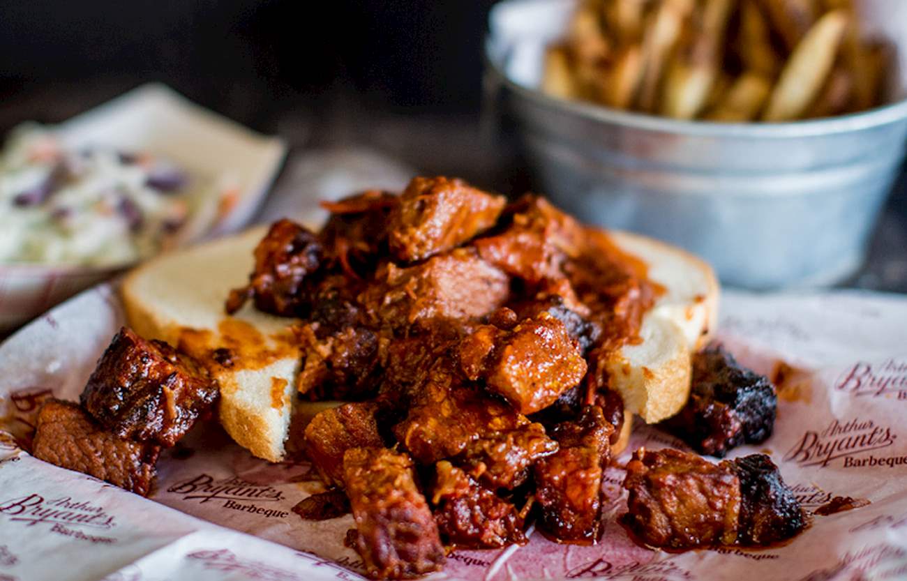 Kansas City-Style Barbecue In Arthur Bryant's Barbeque | TasteAtlas