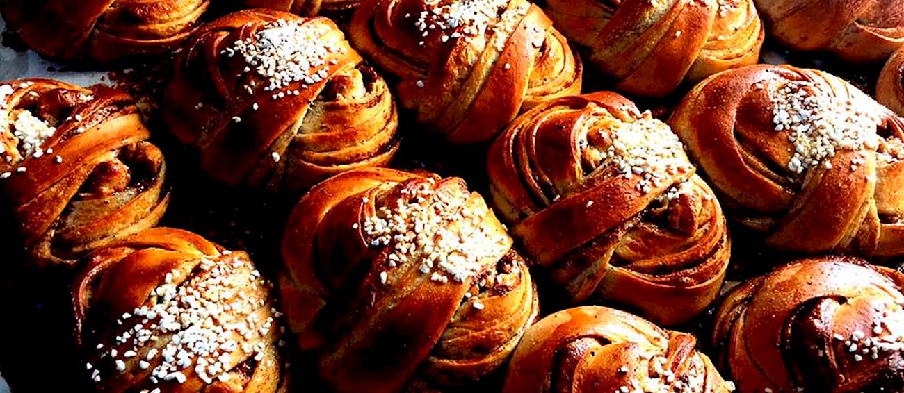 Kanelbulle In Fabrique Stenugnsbageri | TasteAtlas | Recommended ...