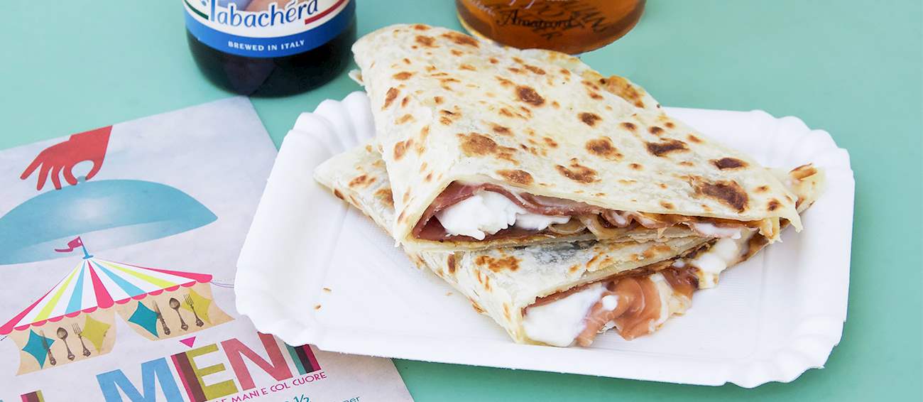 Piadina Romagnola In Piada e Cassoni dalla Lella TasteAtlas