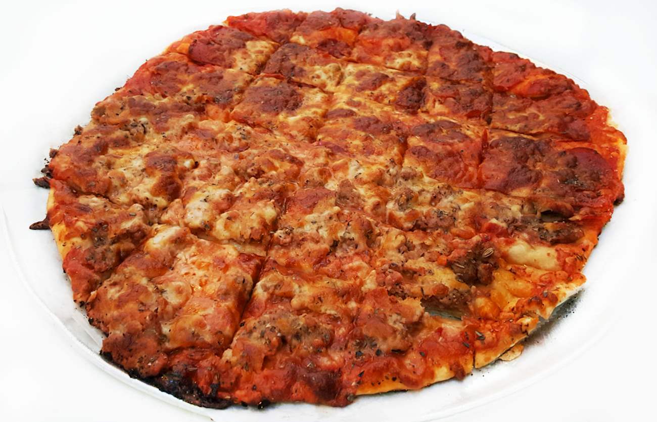 Chicago Thin Crust Pizza In Vito & Nick’s Pizzeria TasteAtlas