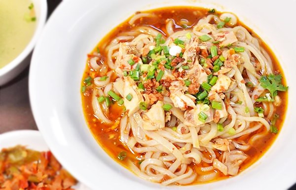 https://cdn.tasteatlas.com/images/dishrestaurants/bb8a68e3e9e34ac996b62f2b310f846c.jpg?w=600