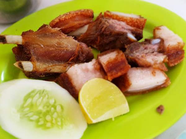 Babi Panggang In Lapo Ni Tondongta Tasteatlas Recommended Authentic Restaurants