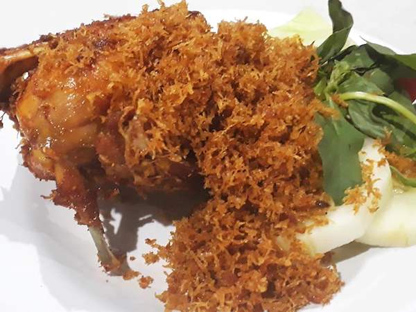 Ayam Goreng In Sari Rasa Tasteatlas Recommended