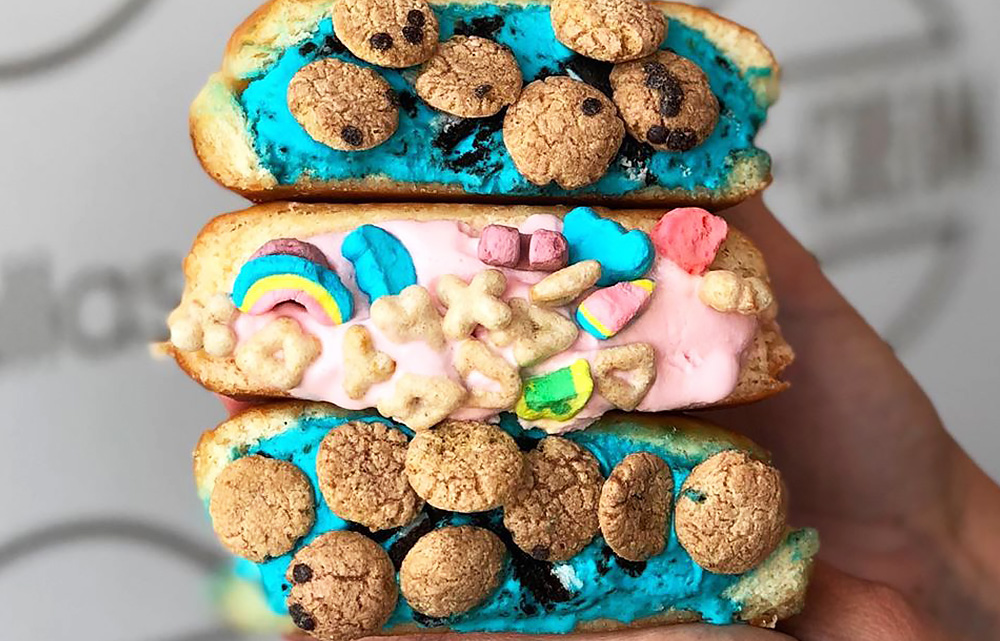 Ice Cream Sandwich In Milk • Cream TasteAtlas authentic