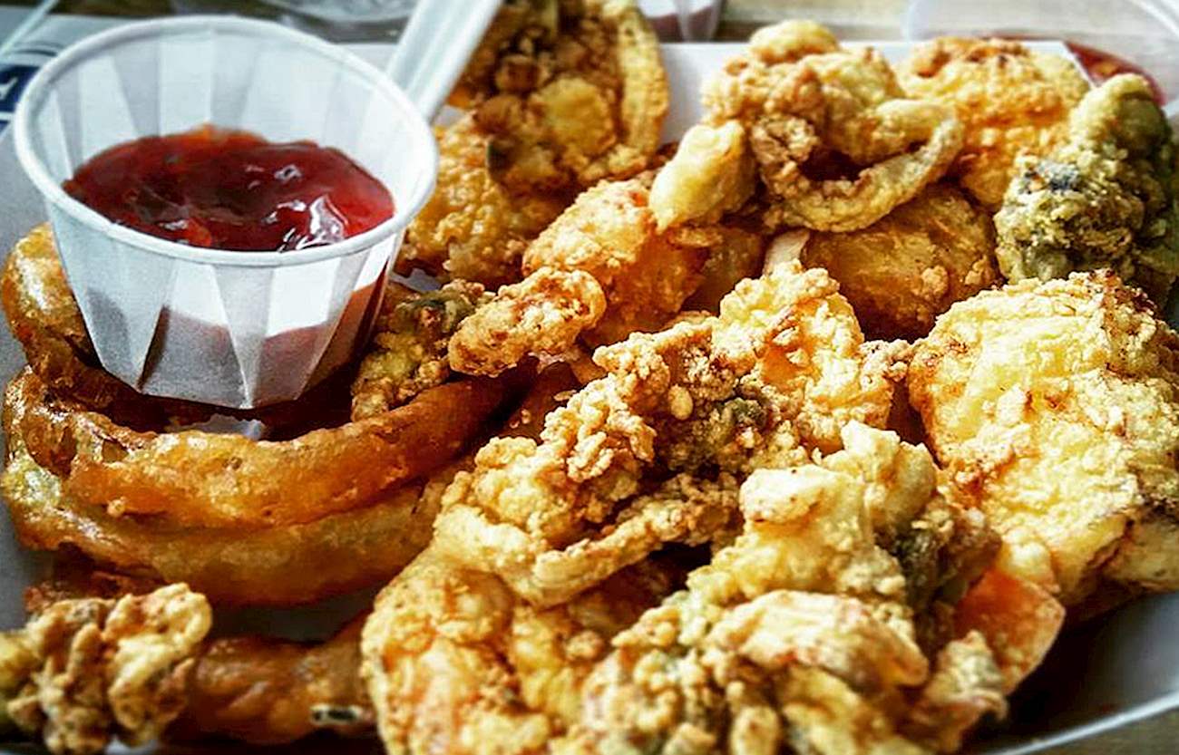 Fried Clams In Woodman's of Essex TasteAtlas authentic