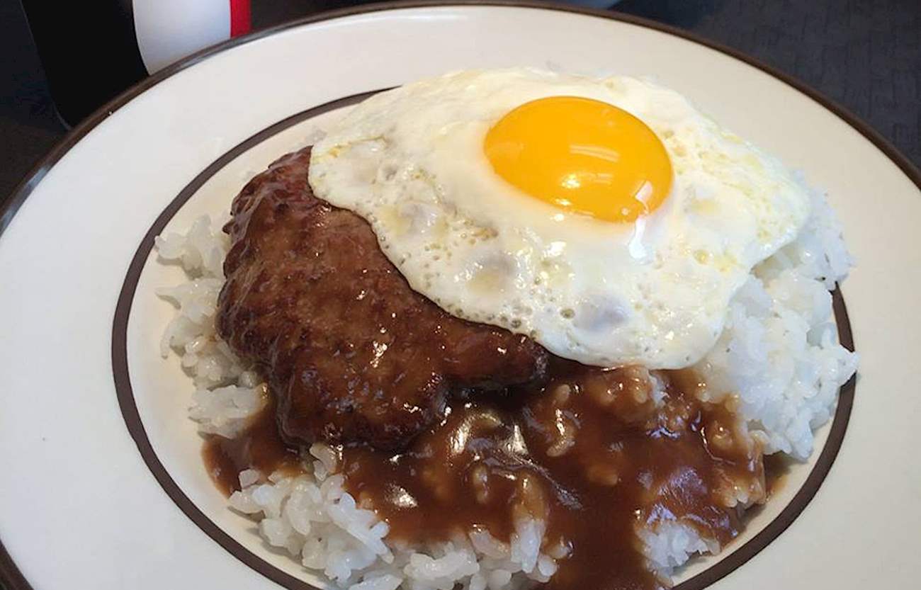 Loco Moco In Cafe 100 | TasteAtlas | Recommended authentic restaurants