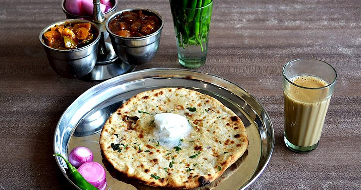 Aloo Paratha In Amrik Sukhdev | TasteAtlas | Recommended authentic ...