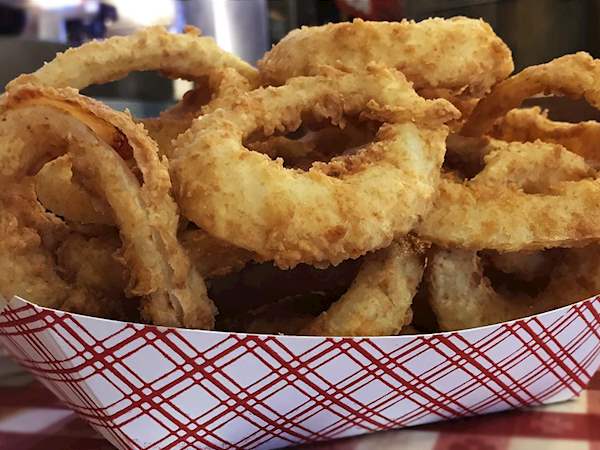 Onion Rings In Clear Springs Cafe Tasteatlas Recommended Authentic Restaurants